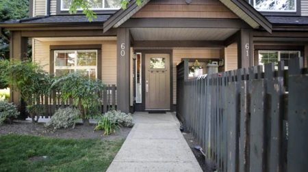 60 6123 138 Street, Surrey, BC, Surrey — Townhouse for sale