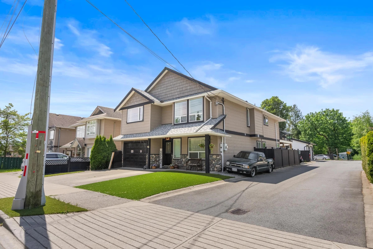 Exterior Rear Photo of 7517 Murray Street, Mission, BC