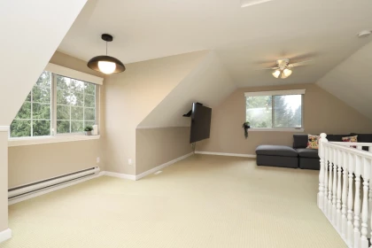 Hallway Photo of 16 21409 Dewdney Trunk Road, Maple Ridge, BC