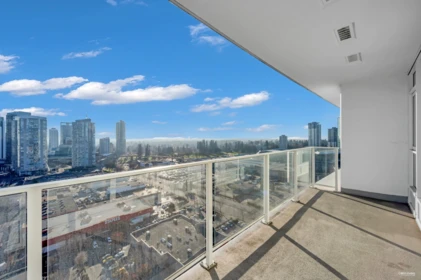 Breakfast Nook Photo of 2107 13685 102 Avenue, Surrey, BC