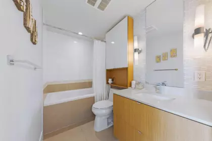 Walk-In Closet Photo of 616 159 W 2nd Avenue, Vancouver, BC