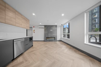 Mudroom Photo of 313 30490 Cardinal Avenue, Abbotsford, BC