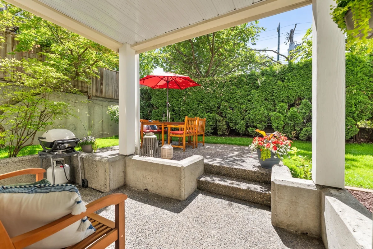 Living Room Photo of 104 1623 E 2nd Avenue, Vancouver, BC