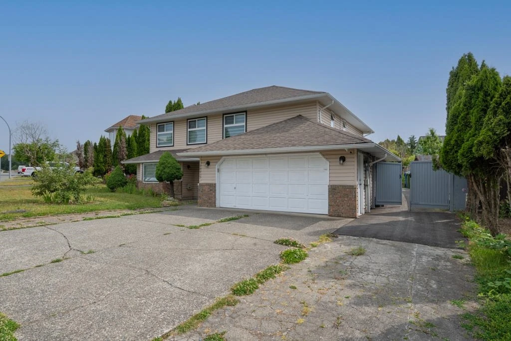 Family Room Photo of 30617 Curlew Drive, Abbotsford, BC