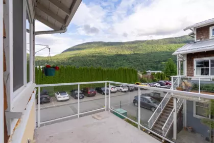 Laundry Room Photo of 30 42312 Yarrow Central Road, Yarrow, BC