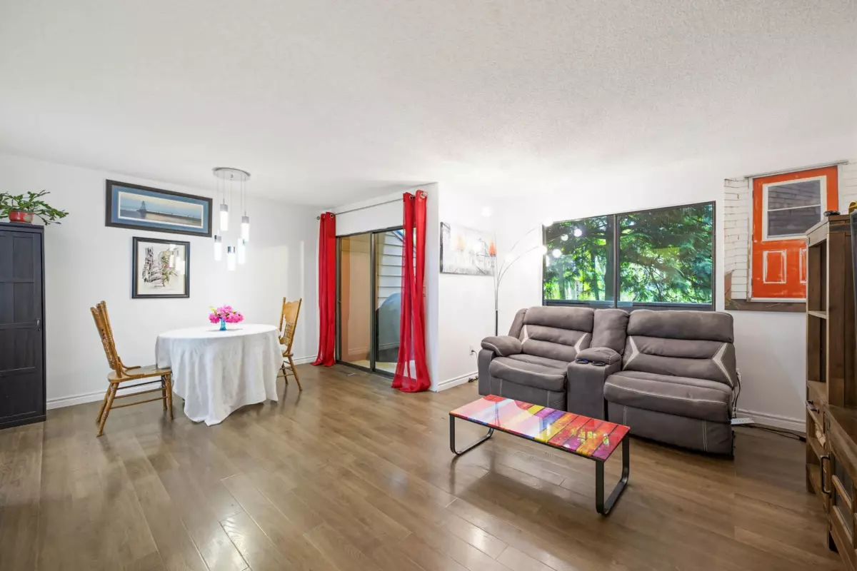 Living Room Photo of 320 Cornell Way, Port Moody, BC