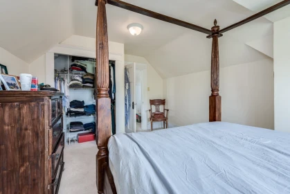 Mudroom Photo of 341 E 58th Avenue, Vancouver, BC