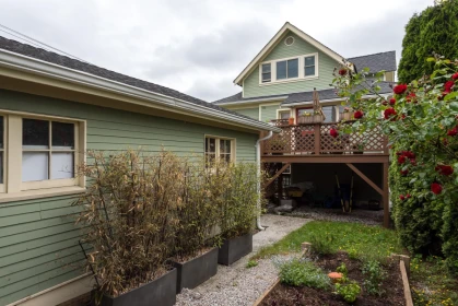 Outdoor Kitchen Photo of 341 E 58th Avenue, Vancouver, BC