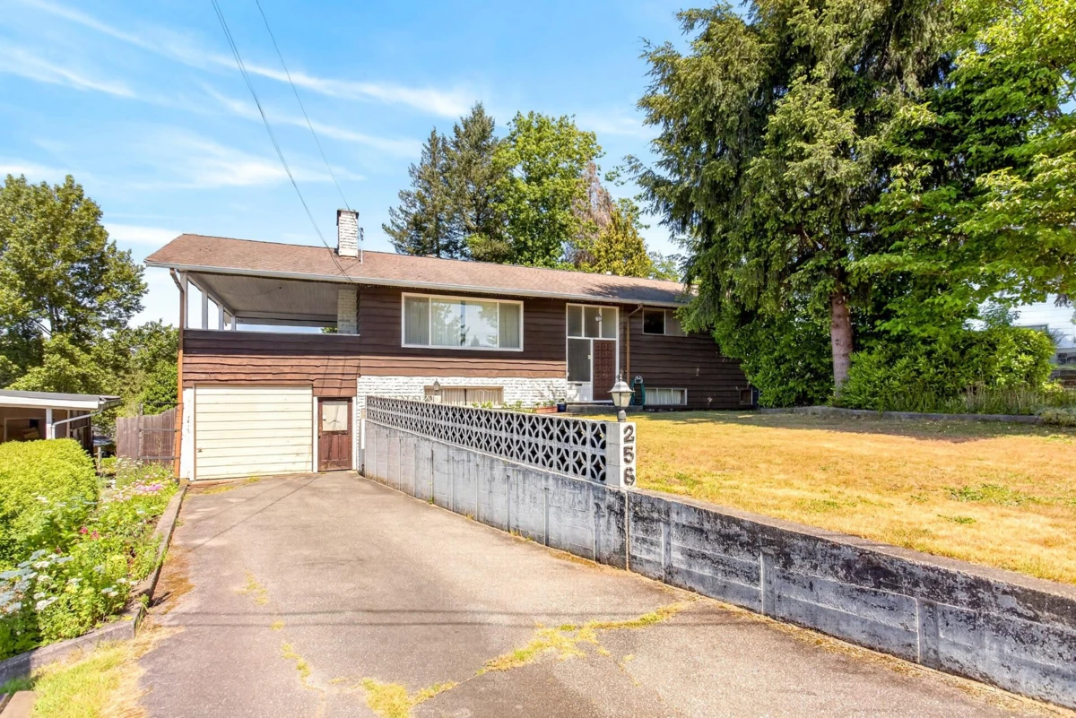 Exterior Rear Photo of 256 Rossmore Court, Coquitlam, BC