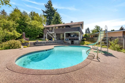 Fitness Center Photo Near 256 Rossmore Court, Coquitlam, BC