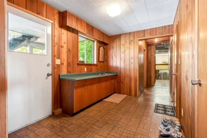 Garage Interior Photo of 256 Rossmore Court, Coquitlam, BC
