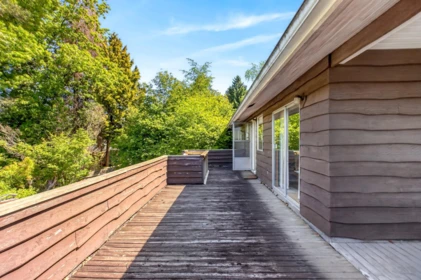 Swimming Pool Photo of 256 Rossmore Court, Coquitlam, BC