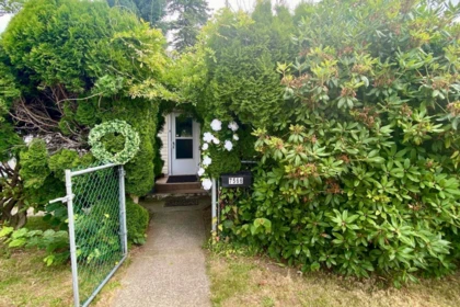 Outdoor Patio Photo of 7566 Dunsmuir Street, Mission, BC