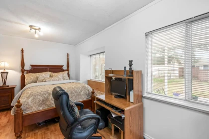 Walk-In Closet Photo of 7566 Dunsmuir Street, Mission, BC