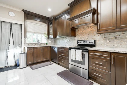 Breakfast Nook Photo of 2708 Boundary Road, Burnaby, BC