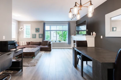 Primary Bedroom Photo of 129 18777 68a Avenue, Surrey, BC