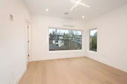 Basement Recreation Room Photo of 4424 W 4th Avenue, Vancouver, BC