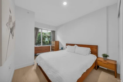 Bedroom 3 Photo of 207 1331 Marine Drive, West Vancouver, BC