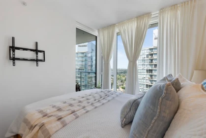 Bedroom 3 Photo of 3908 13696 100 Avenue, Surrey, BC