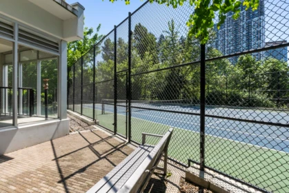 Swimming Pool Photo of 3908 13696 100 Avenue, Surrey, BC
