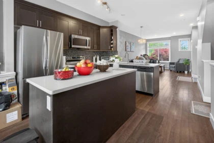 Kitchen Island Photo of 41 12775 63 Avenue, Surrey, BC