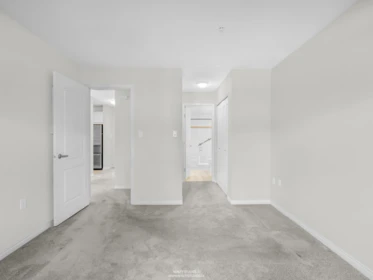 Basement Recreation Room Photo of 409 2059 Chesterfield Avenue, North Vancouver, BC