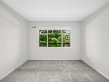 Loft / Bonus Room Photo of 409 2059 Chesterfield Avenue, North Vancouver, BC