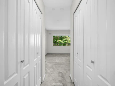 Mudroom Photo of 409 2059 Chesterfield Avenue, North Vancouver, BC