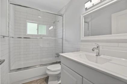 Guest Bathroom Photo of 22065 102 Avenue, Langley, BC