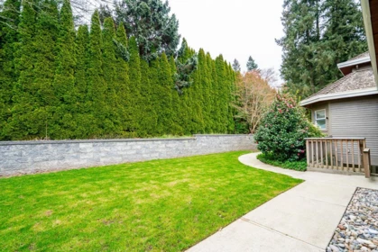 Community Amenities Photo (Clubhouse) of 2318 Chantrell Park Drive, Surrey, BC