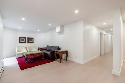 Hot Tub / Spa Photo of 2318 Chantrell Park Drive, Surrey, BC