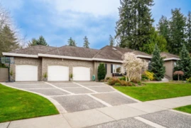 2318 Chantrell Park Drive, Surrey, BC