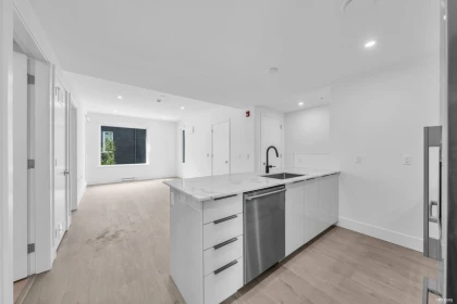 Kitchen Island Photo of 2260 E 1st Avenue, Vancouver, BC