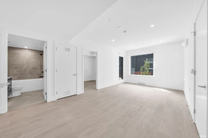 Kitchen Photo of 2260 E 1st Avenue, Vancouver, BC