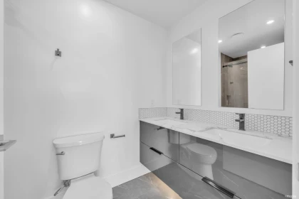 Laundry Room Photo of 2260 E 1st Avenue, Vancouver, BC