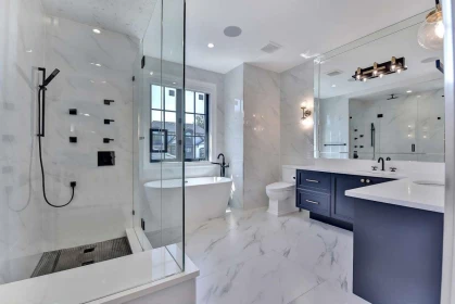 Hot Tub / Spa Photo of 16561 29a Avenue, Surrey, BC
