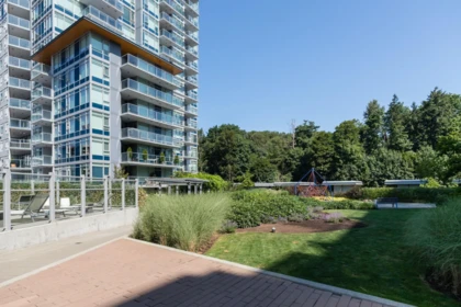 Garden / Landscaping Photo of 2107 8538 River District Crossing, Vancouver, BC