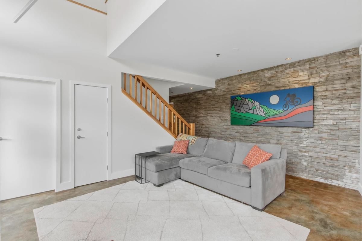 Family Room Photo of 2 40775 Tantalus Road, Squamish, BC
