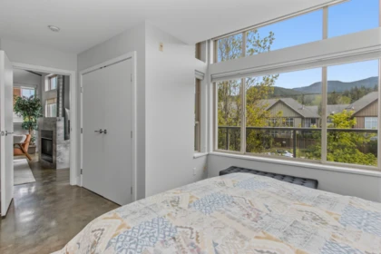 Bedroom 3 Photo of 2 40775 Tantalus Road, Squamish, BC