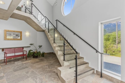 Entry Foyer Photo of 2 40775 Tantalus Road, Squamish, BC