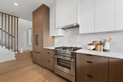 Breakfast Nook Photo of 2 6318 Sophia Street, Vancouver, BC