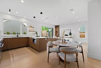 2 6318 Sophia Street, Vancouver, BC, Vancouver — Half Duplex for sale