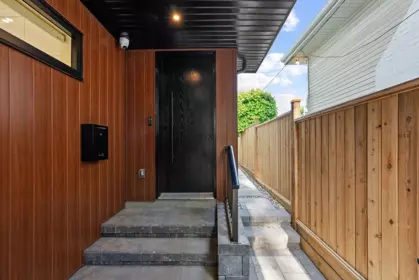 Fitness Center Photo Near 2 6318 Sophia Street, Vancouver, BC
