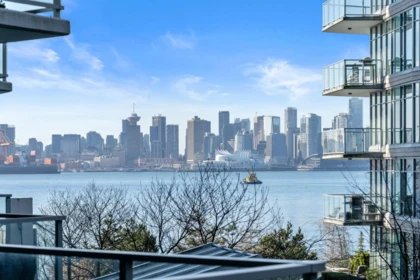 808 199 Victory Ship Way, North Vancouver, BC, North Vancouver — Apartment/Condo for sale