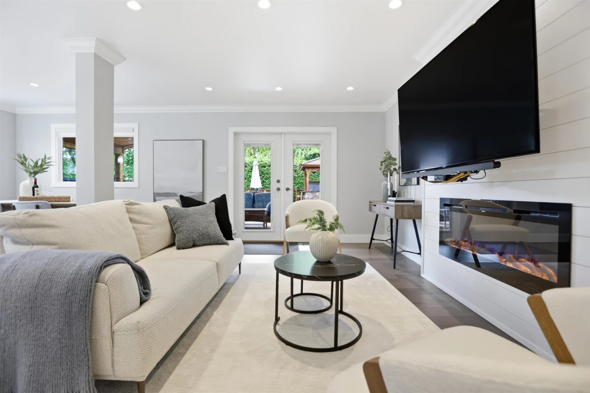 Dining Area Photo of 11858 Woodlynn Court, Delta, BC