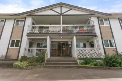 Front Yard Photo of 203 9516 Rotary Street, Chilliwack, BC
