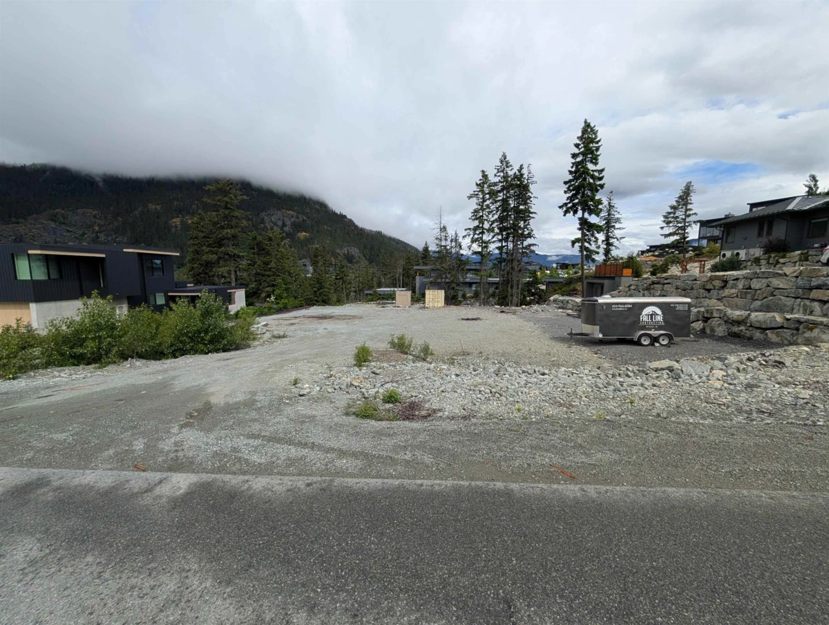 Exterior Front Photo of 9261 Wedgemount Plateau Drive, Whistler, BC