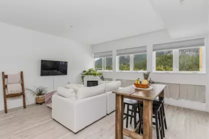 408 37841 Cleveland Avenue, Squamish, BC, Squamish — Apartment/Condo for sale