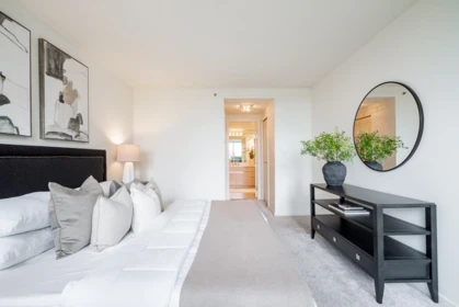 Bedroom 4 Photo of 1 2243 BELLEVUE AVENUE, West Vancouver BC V7V 1C5