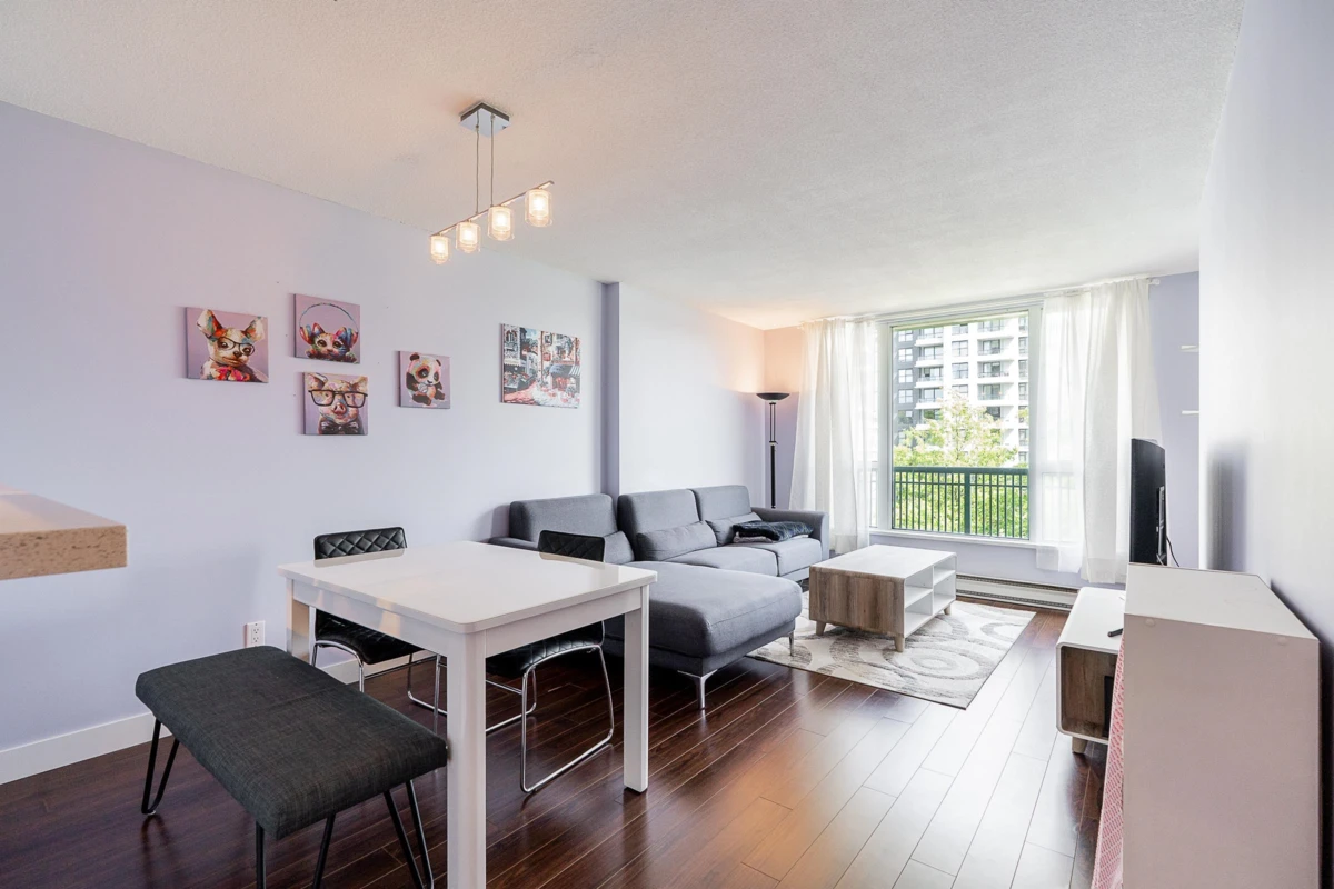 Dining Area Photo of 504 5189 Gaston Street, Vancouver, BC